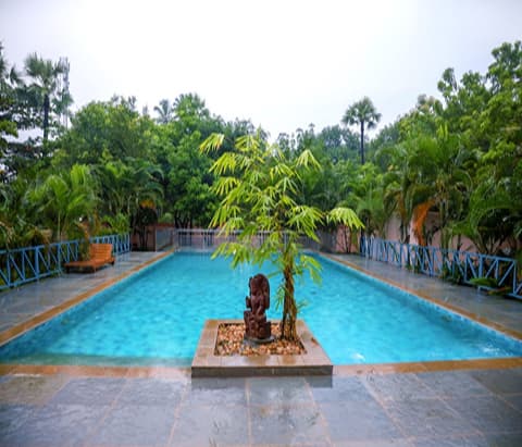 Mango Hill La Serene Puducherry, Pool