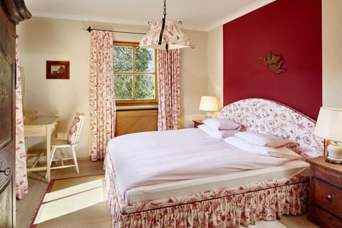 Landsitz Römerhof - Hotel Apartments, Room