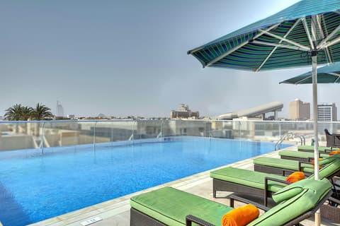 Al Khoory Atrium Hotel, Outdoor pool