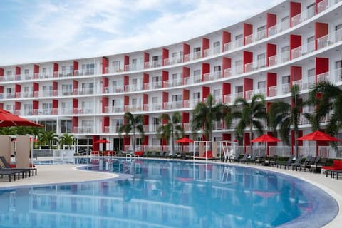 Grand Decameron Cornwall Beach, A Trademark All-Inclusive Resort, Pool