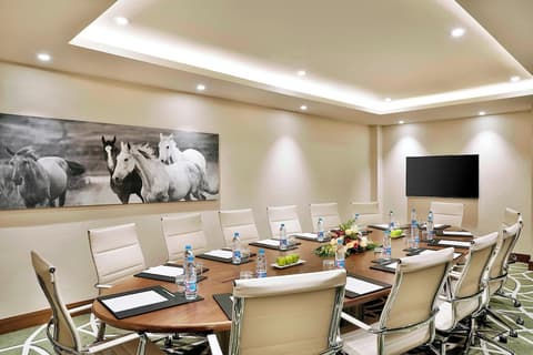 Courtyard by Marriott Riyadh Olaya, Meeting facility
