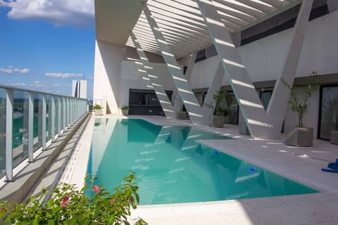 Esplendor by Wyndham Asunción, Pool