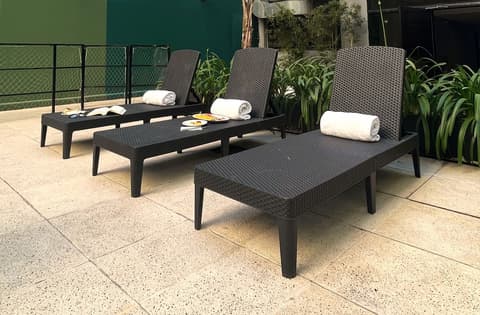 Deco Collection, Outdoor pool