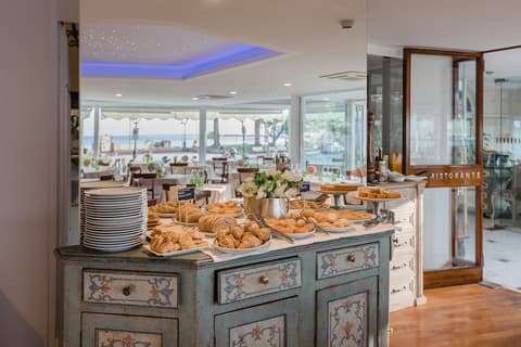 Hotel Miramare, Breakfast area