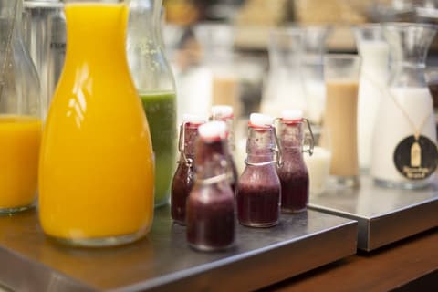 Petit Palace Plaza del Carmen, Breakfast buffet