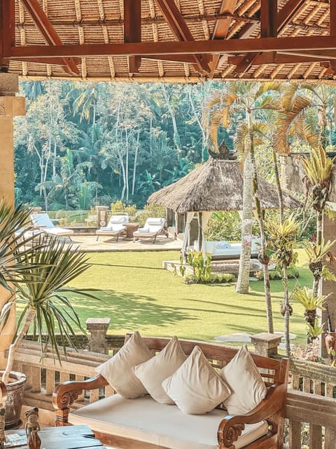 Viceroy Bali, Lobby sitting area