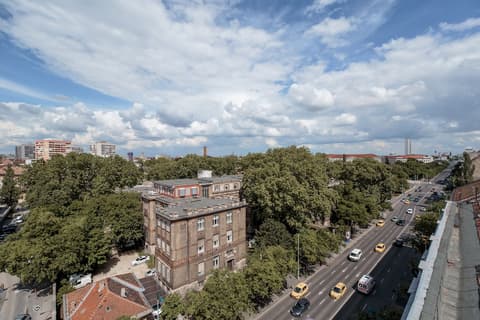 Akeah Verdi Budapest, City view from property