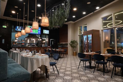 TIME Rako Hotel, Restaurant