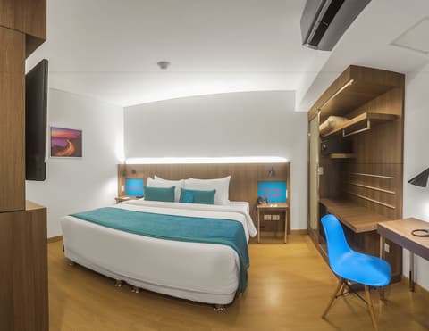 Libre Hotel, BW Signature Collection, Room