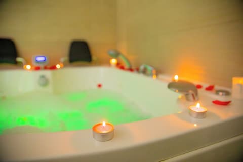 Apartahotel Énfasis-Group, Bathroom