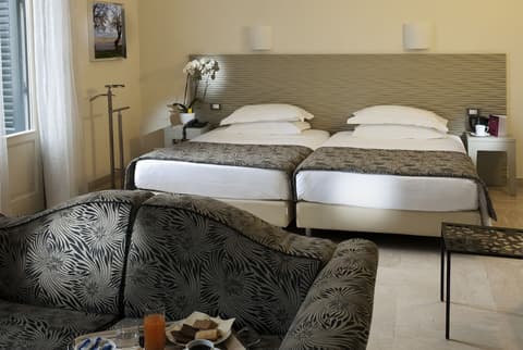 Hotel Garibaldi, Room