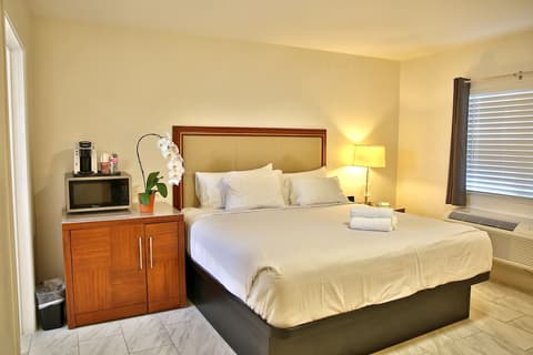 Travelodge by Wyndham Crescent City, Room