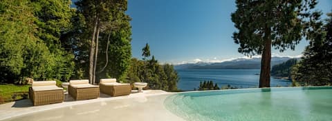 Villa Beluno Hotel & Spa, Infinity pool