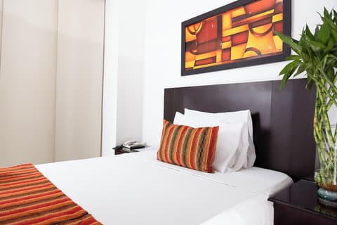 TAMA Hotel Granada Real Cali, Room