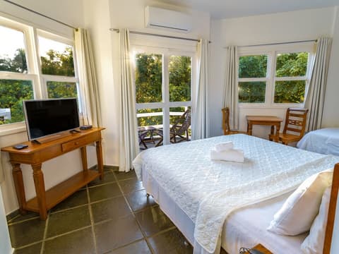 Apa Pau Brasil, Room