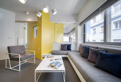 Athens Color Cube, Living area