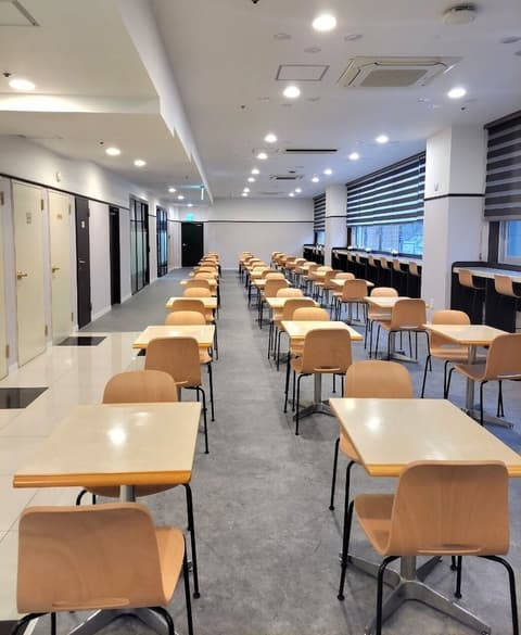 Toyoko Inn Busan Jungang Station, Dining