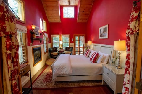 Elliott House Boutique Inn, Room