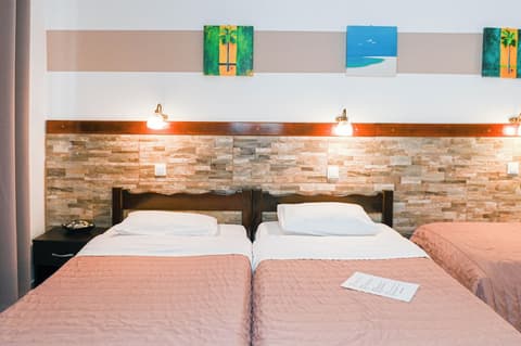 Hotel Narkissos, Room