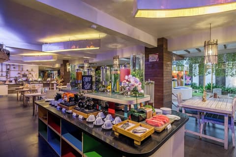 Bliss Surfer Hotel Legian, Restaurant