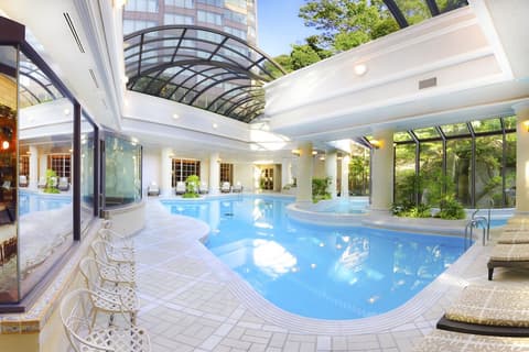 Hotel Chinzanso Tokyo, Indoor pool