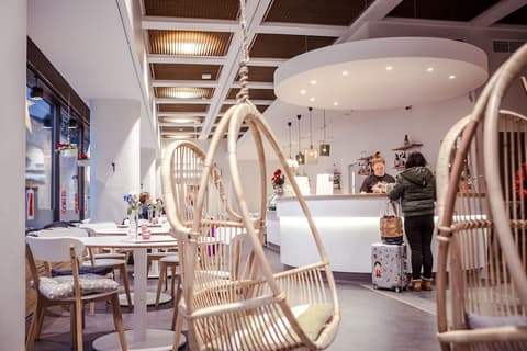 Hostel Café Koti, Reception