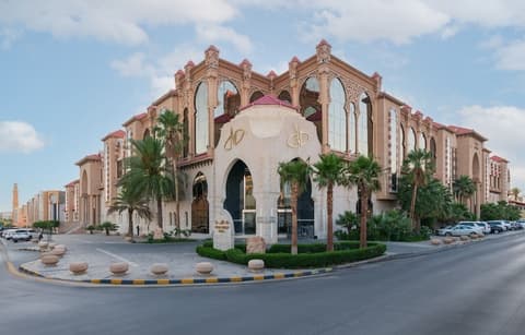 Madareem Hotel, Front of property