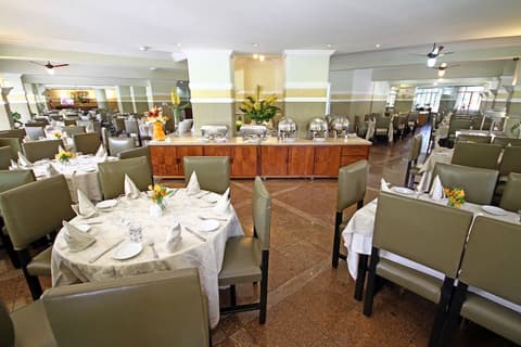 San Michel Hotel, Restaurant