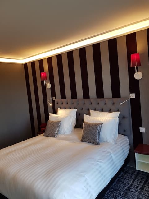 Hotel Dali Val d'Europe, Tapestry Collection by Hilton, Room