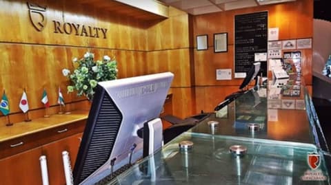 Royalty Copacabana Hotel, Reception