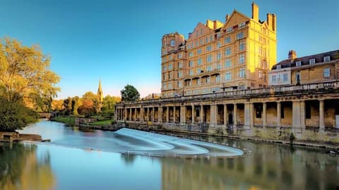 Inglaterra y Países Bajos Esencial