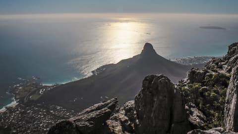 Serengeti, Falls & Cape Town Overland: Sunsets & Safaris