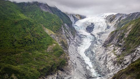 Journeys: Iconic Australia and New Zealand
