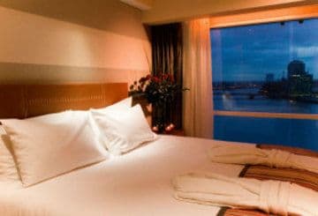 PLAZA ON THE RIVER, LONDON, 