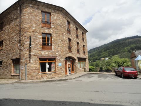 Hotel Restaurante Casa Petronila, 