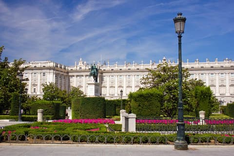 MADRID, OPORTO Y LISBOA CON FÁTIMA (Opción 1)