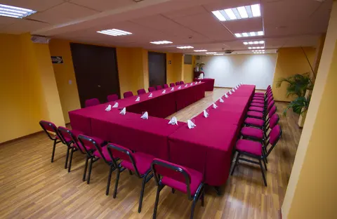 Xima Cusco Hotel, CON