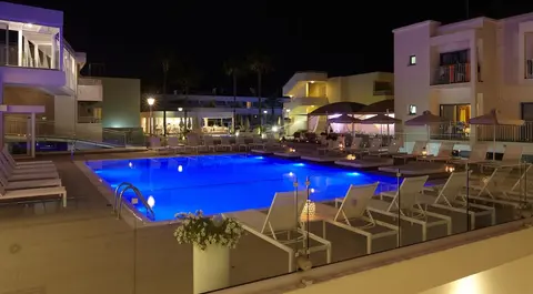 Melpo Antia Hotel & Suites, Pool