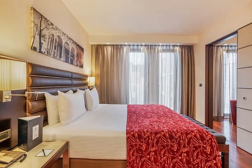 Exe Budapest Center, 