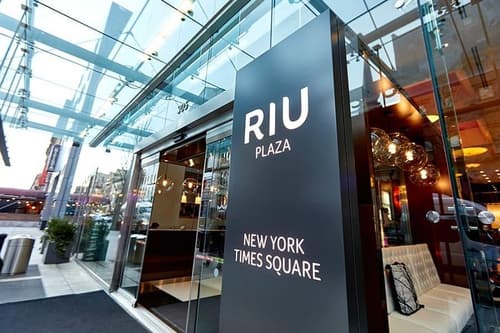 The New Yorker Package - RIU Plaza New York Hotel - 7 Nights