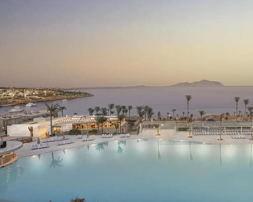 V Hotel (ex Pyramisa Beach Resort)