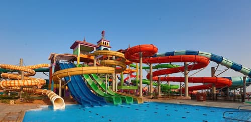 Charmillion Gardens Resort & Aqua Park