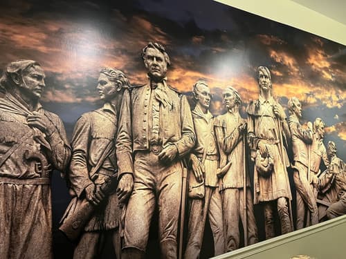Crockett Hotel, Reception