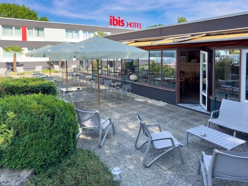 Ibis 3 Lacs Neuchatel Hotel, Miscellaneous