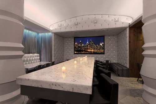 The Gallivant Times Square, Lobby