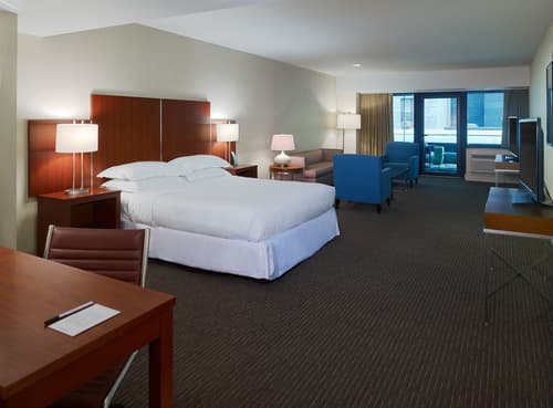 The Manhattan at Times Square, Room