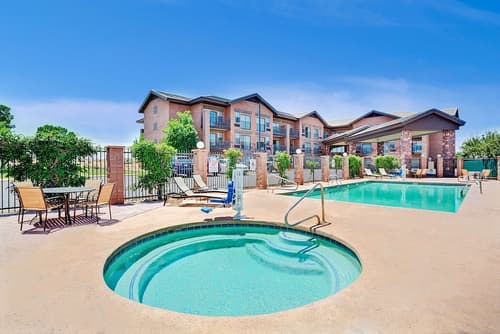 Days Inn & Suites by Wyndham Page Lake Powell, Pool