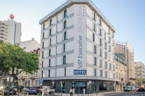 Hotel VIP Executive Saldanha, Front of property