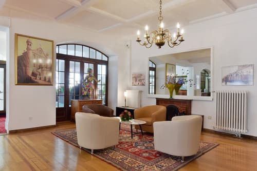 J5 Hotels Helvetie Montreux, Interior entrance