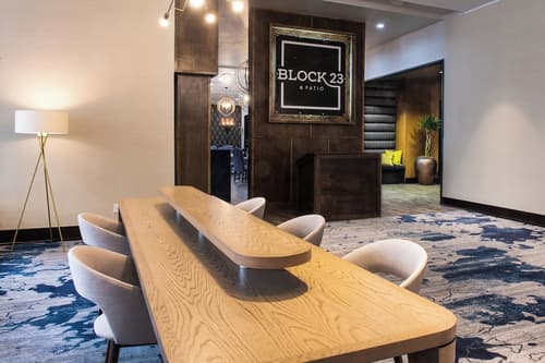 Sheraton Oklahoma City Downtown Hotel, Lobby